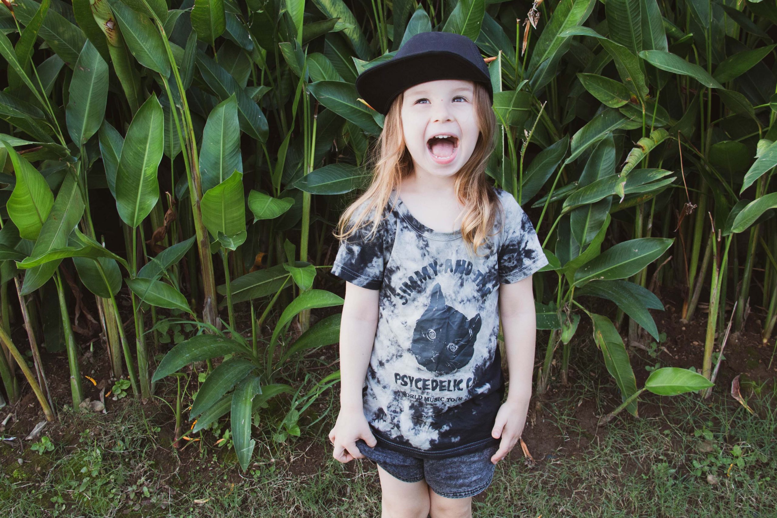Jimmi & The Psychedelic Cats Black & White Smoke Tee Matching Papa & Me T-shirt Set - Image 4